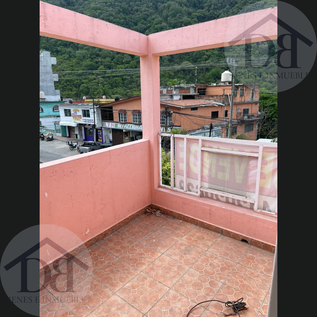 22 EDIFICIO COMERCIAL en VENTA — Blvd. 20 de Noviembre, TAMAZUNCHALE, SLP.
