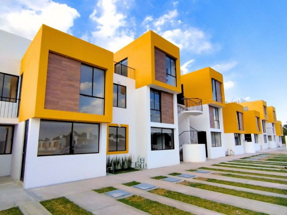 Fachada casa Modelo Burgos 1A en Fracc. Residencial Mayorazgo, Los Gómez — 3 recámaras, 1 baño, 89.38 m².