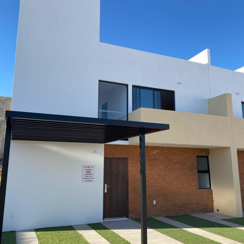 Fachada moderna de la casa modelo Victoria en venta en Pozos, San Luis Potosí