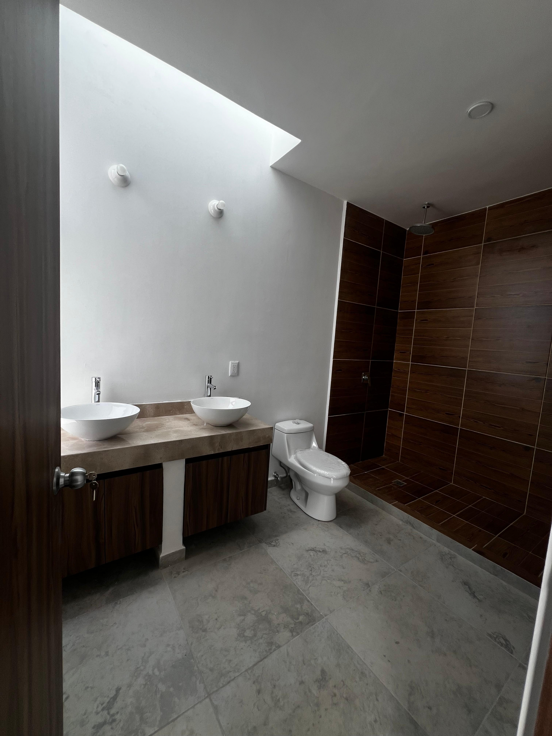 34e853e7-bcfe-4793-8624-40321d792938