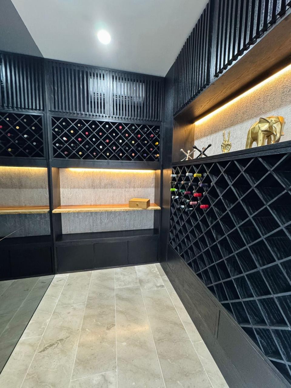 6f705702-382d-489e-948f-79a7cab04c69