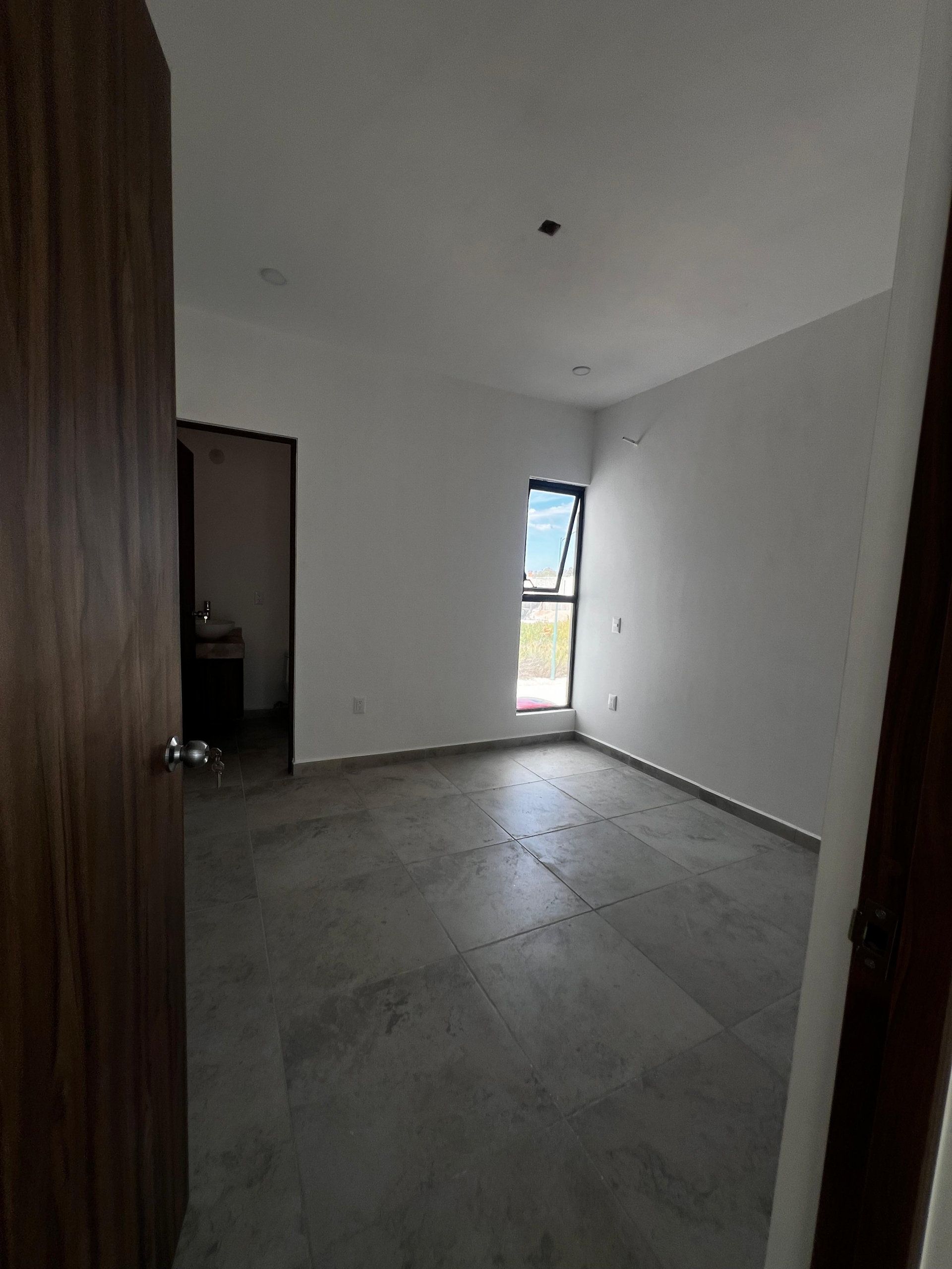 ae6396b2-5c6f-4406-9303-ee124e280d76