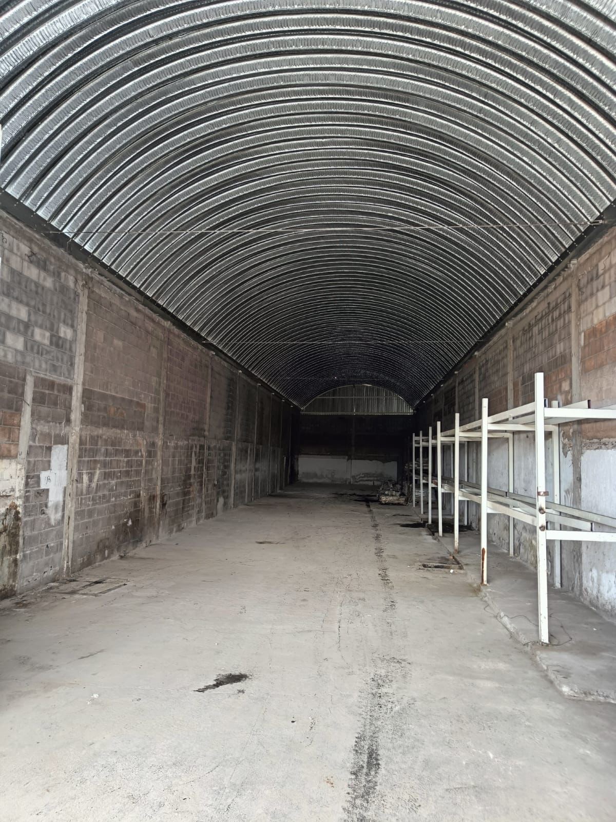 Portón para tráiler en bodega en venta, Periférico Oriente SLP