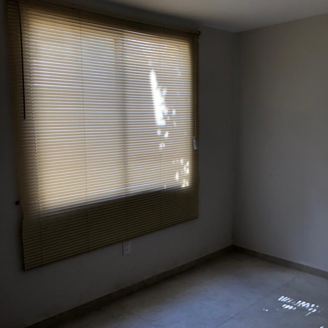 56262182-1c3d-4085-ae63-4ca5c6588cc5