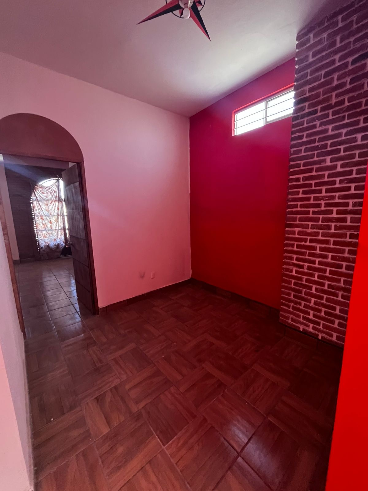 fc0ad519-10df-4eb1-ad00-16040bda4ec7