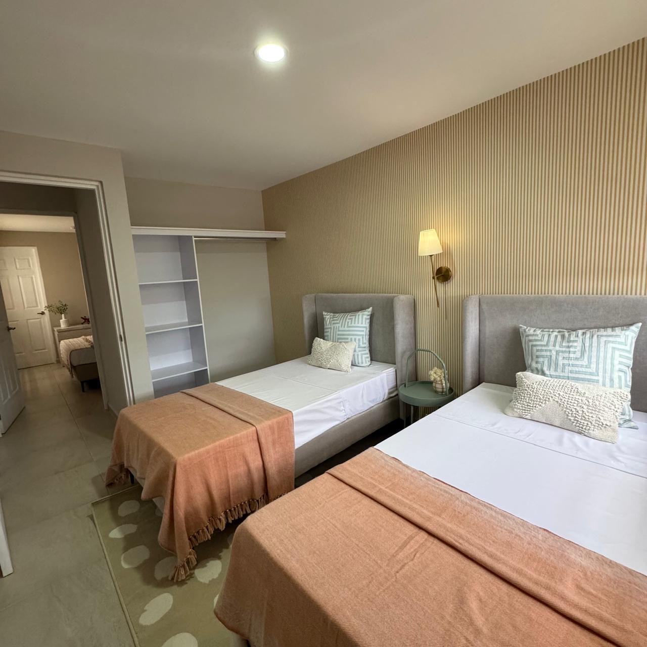 63d7dd80-4b56-491a-b5b9-7df6cd5c5235