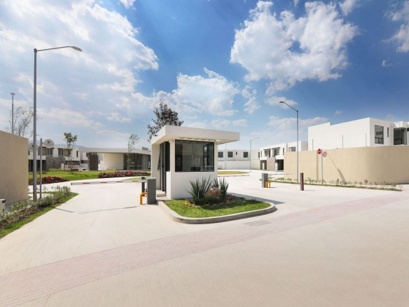 Casa en venta en Villa de Pozos, San Luis Potosí - Fachada principal Puerta Ventura.