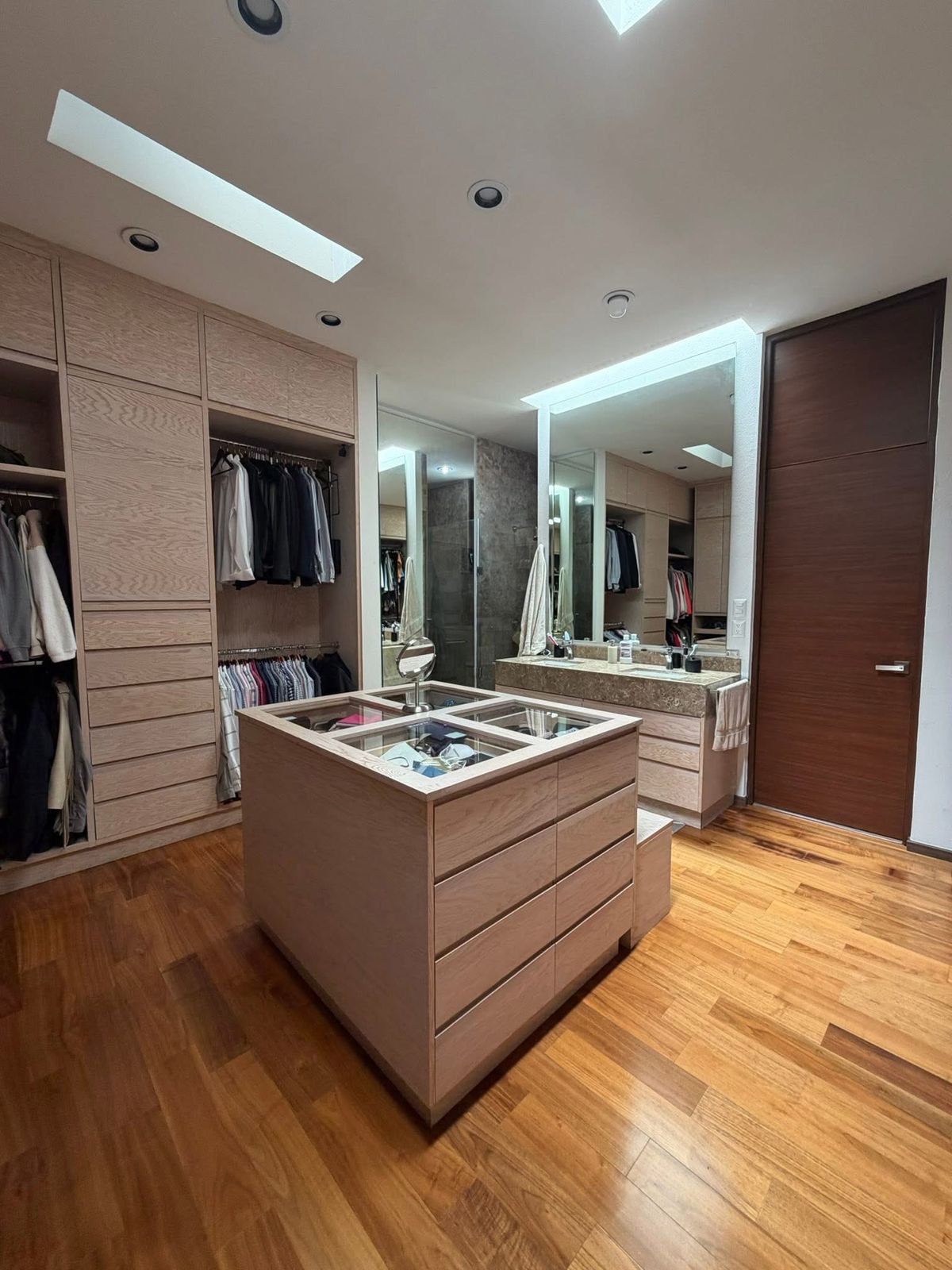 587fec44-3e4d-4534-9b55-b8cedda32fc6