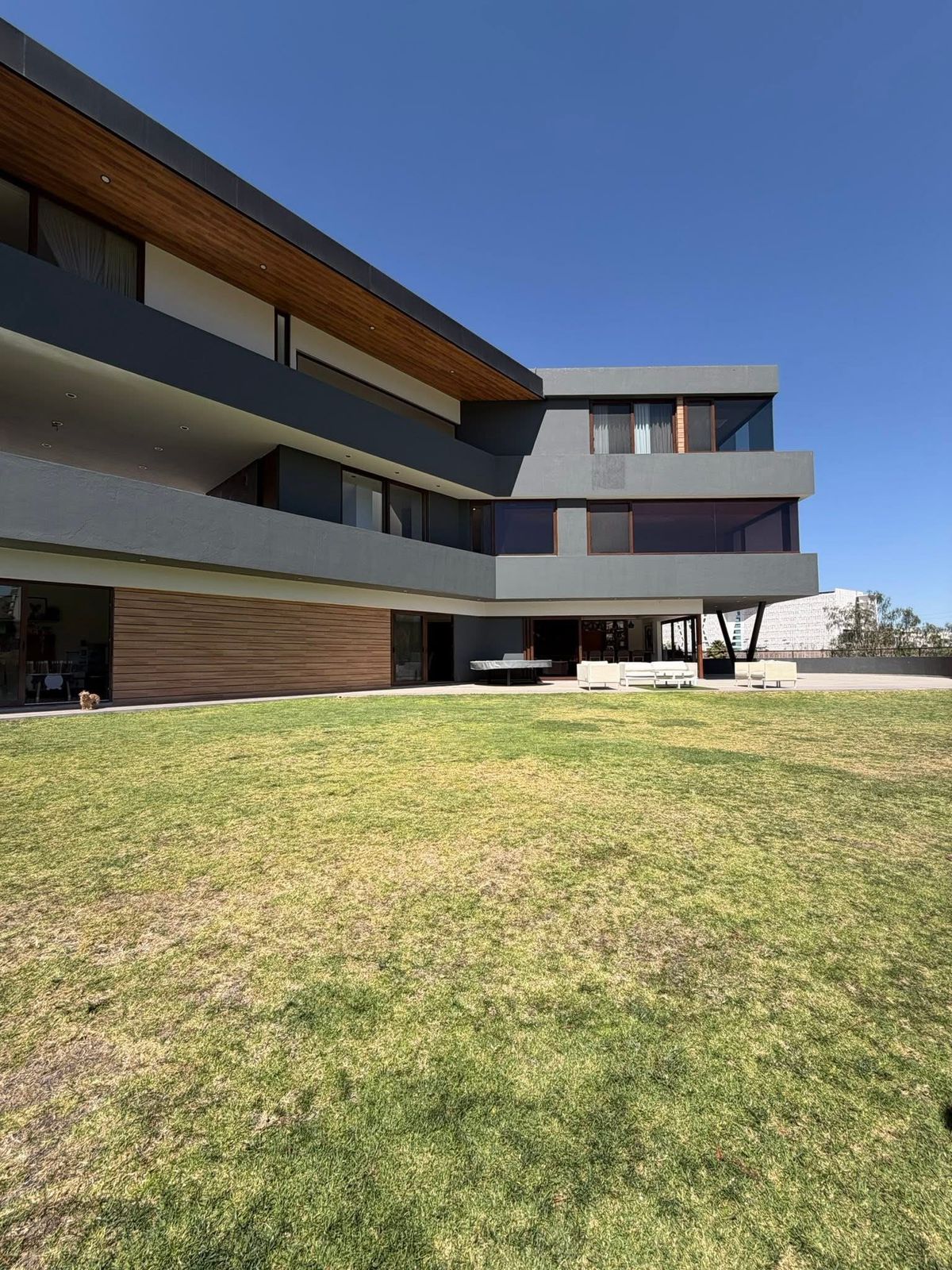 65290105-dfa2-406b-9696-3cd65aefb9c9