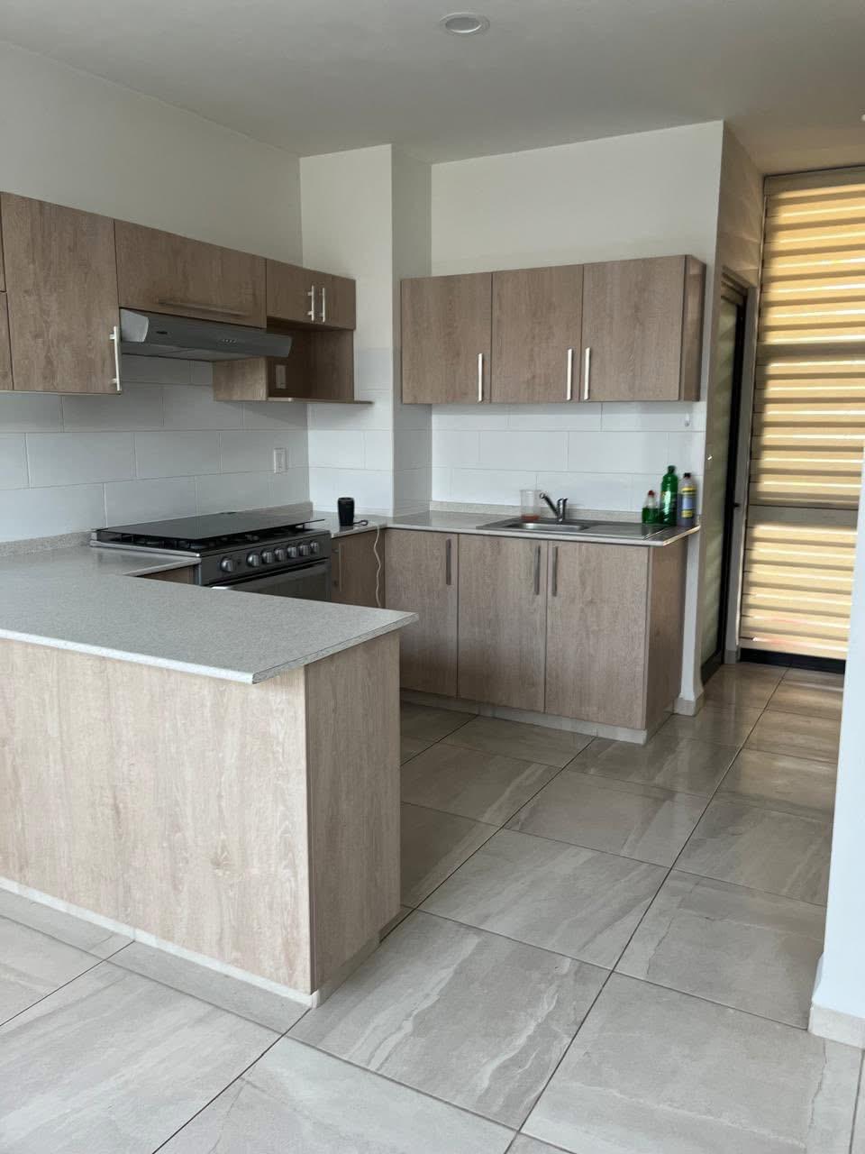 6df79edb-ad58-414a-8309-610f79784960