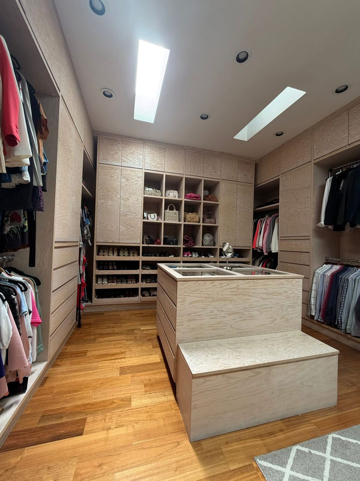 708a9639-4b41-4f03-8ad9-6abf06773aaa