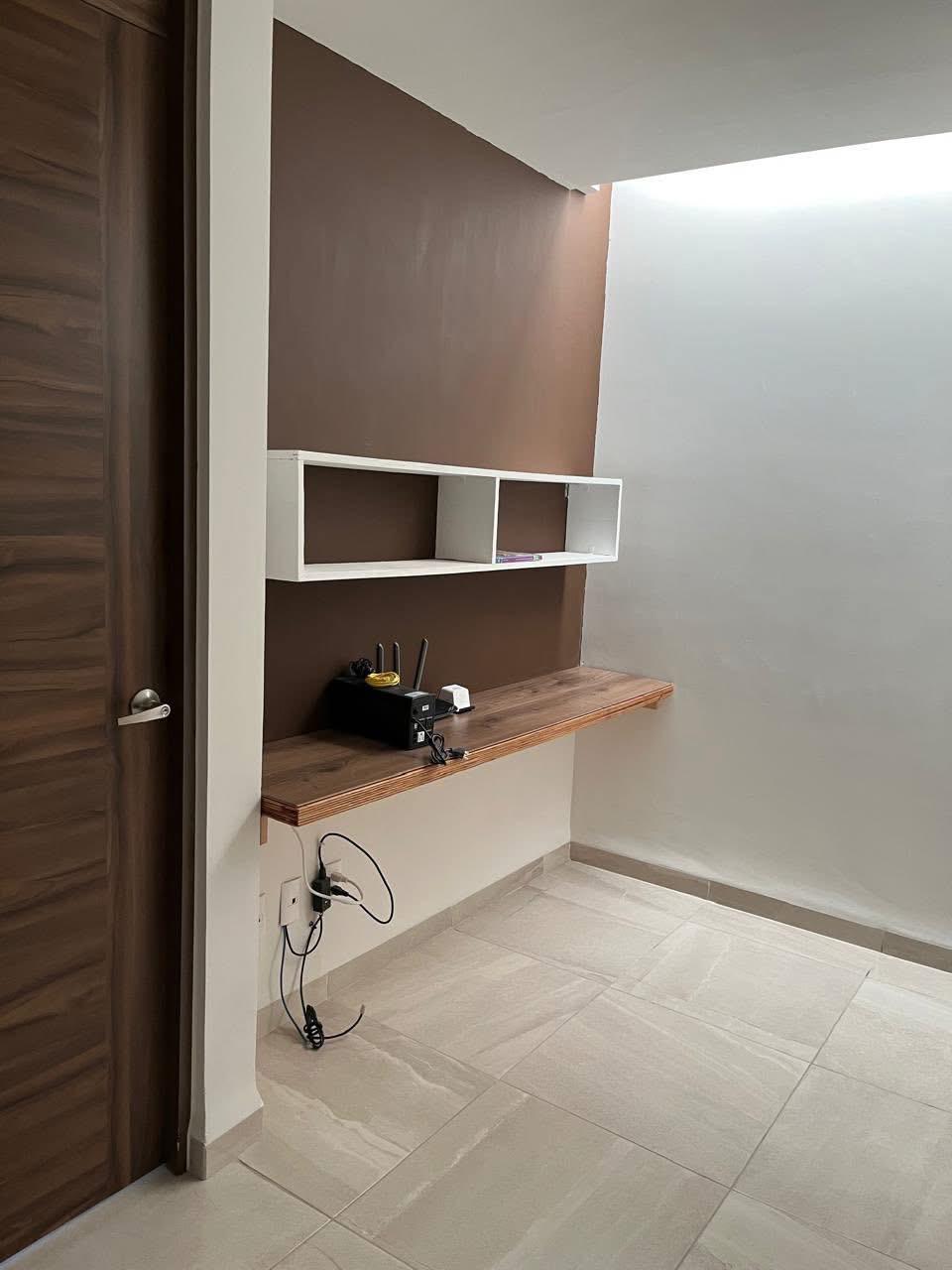 b762ae7e-33d2-4947-83f1-49031754a7fa