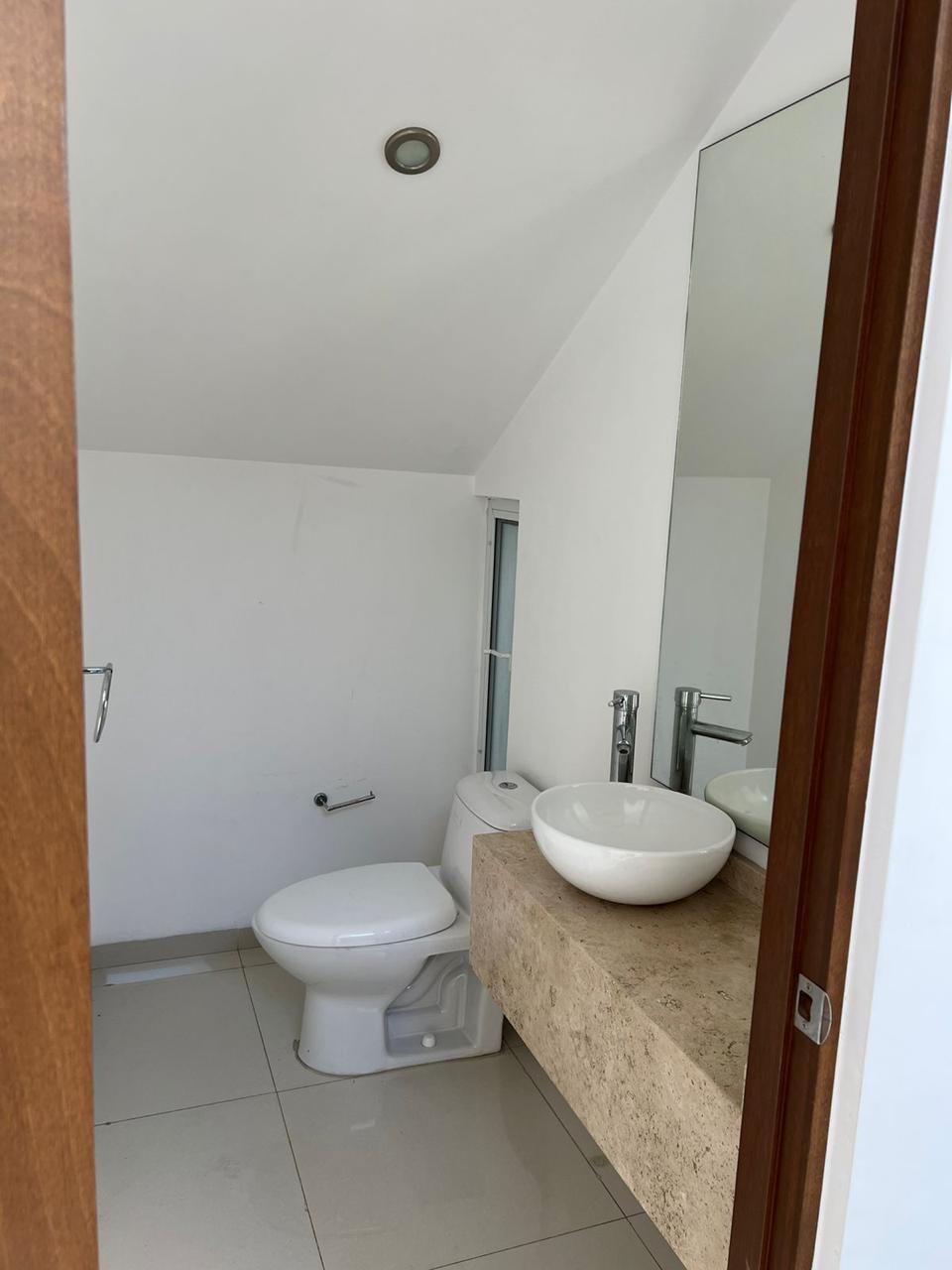 ca7f3264-b745-4e64-9441-0e5847594111