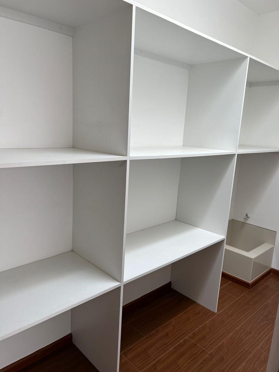 e801c2e4-e7d5-42e7-995a-27140eb24624