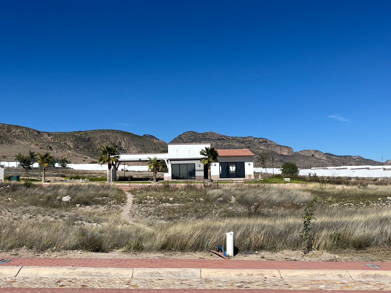 venta-terreno-ciudad-maderas-slp Terreno residencial en Privada Almendro, Ciudad Maderas, Villa de Reyes, SLP - Ubicación cercana a casa club.