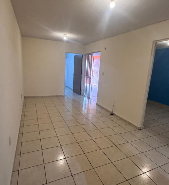 CASA EN VENTA en REAL DEL BOSQUE, SOLEDAD DE GRACIANO SÁNCHEZ — Cerca de Soriana San Pedro, SLP.