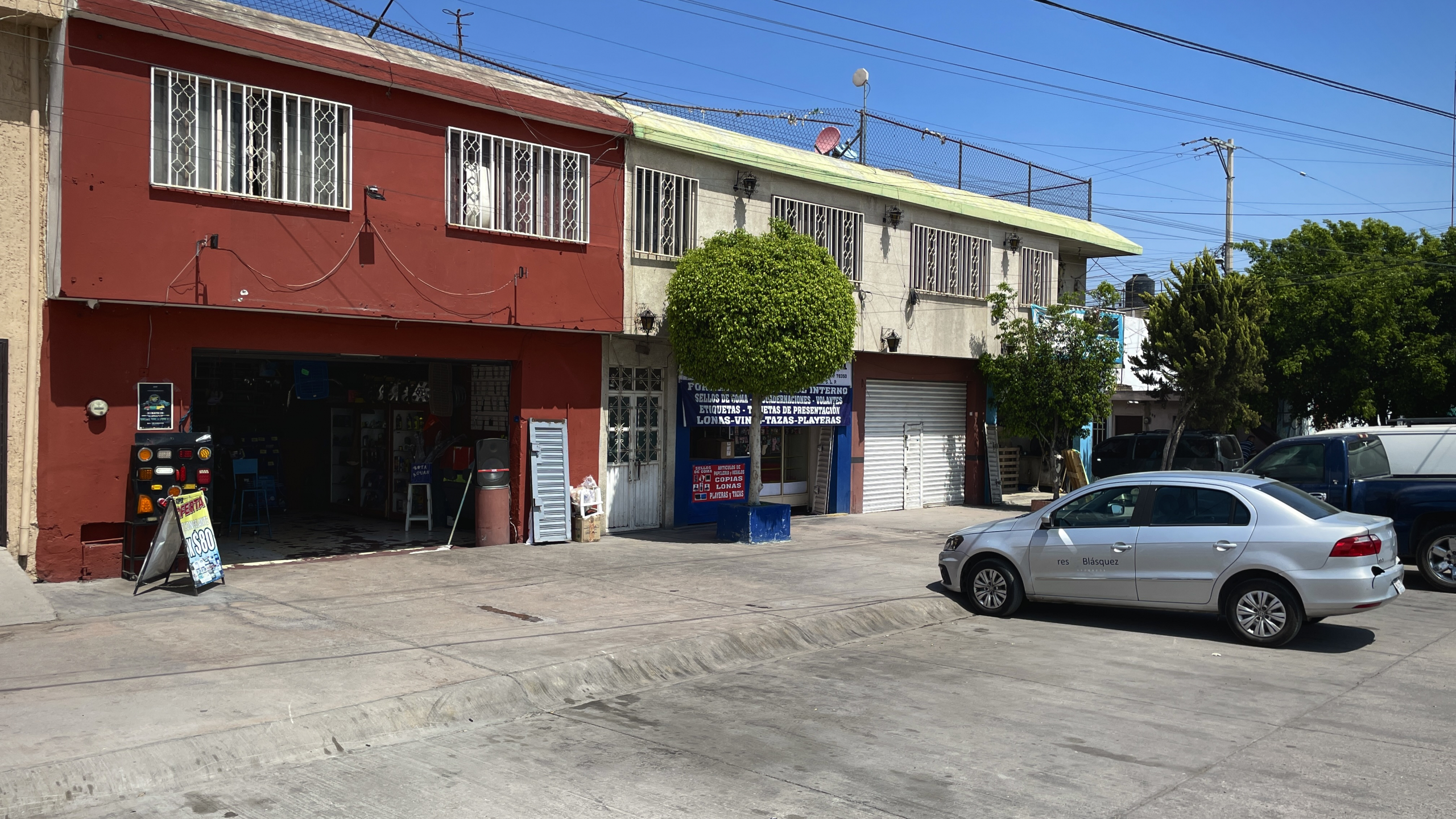 inmueble-comercial-esquina-salvador-nava-san-luis-potosi-5 INMUEBLE COMERCIAL en VENTA en COLONIA SANTA FE, SAN LUIS POTOSÍ — En Av. Salvador Nava, SLP.