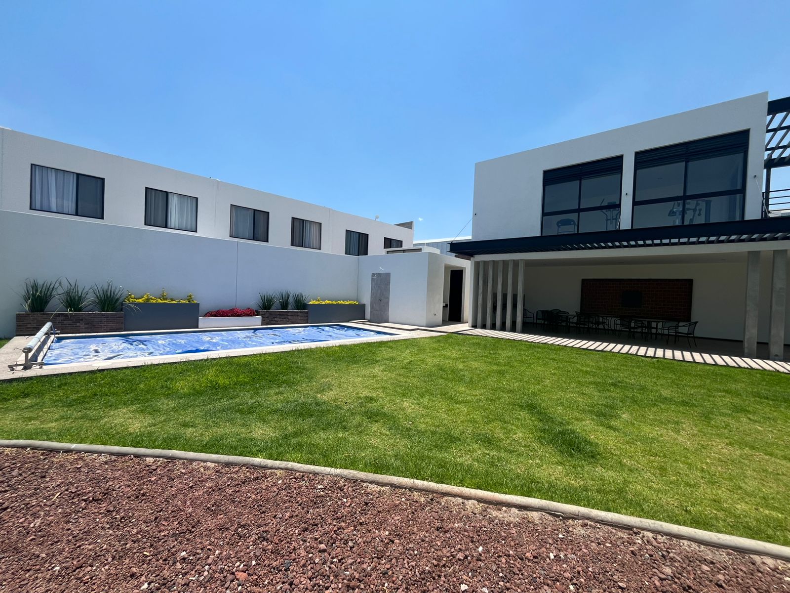CASA en RENTA en ACACIA RESIDENCIAL, VILLA DE POZOS — Cerca de AquaSport 2000 Pozos