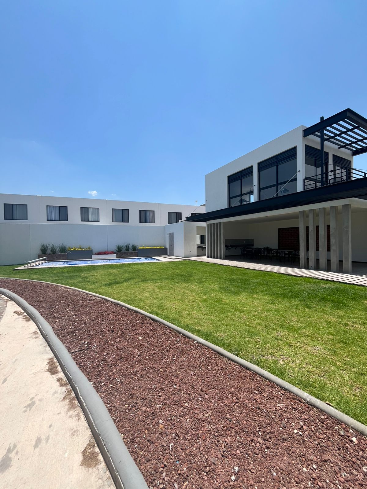 CASA en RENTA en ACACIA RESIDENCIAL, VILLA DE POZOS — Cerca de AquaSport 2000 Pozos