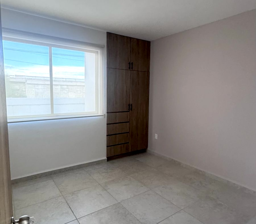 CASA en RENTA en LORETTA, SOLEDAD DE GRACIANO SÁNCHEZ — BLVD. RÍO SANTIAGO, SLP.