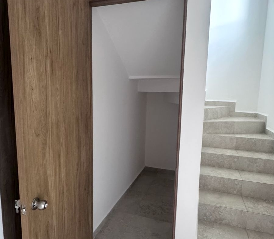 CASA en RENTA en LORETTA, SOLEDAD DE GRACIANO SÁNCHEZ — BLVD. RÍO SANTIAGO, SLP.