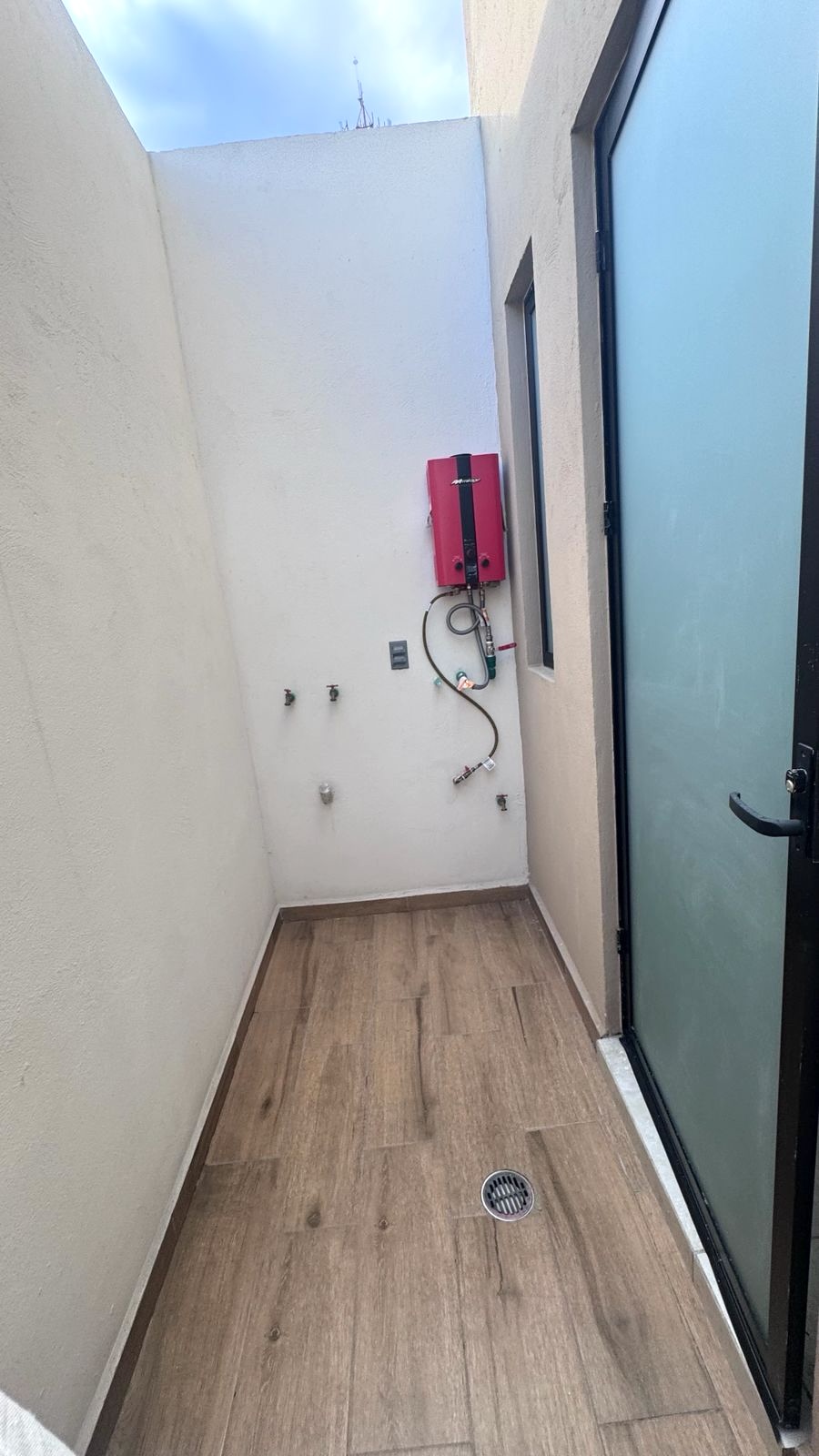 CASA en RENTA en LORETTA, SOLEDAD DE GRACIANO SÁNCHEZ — BLVD. RÍO SANTIAGO, SLP.