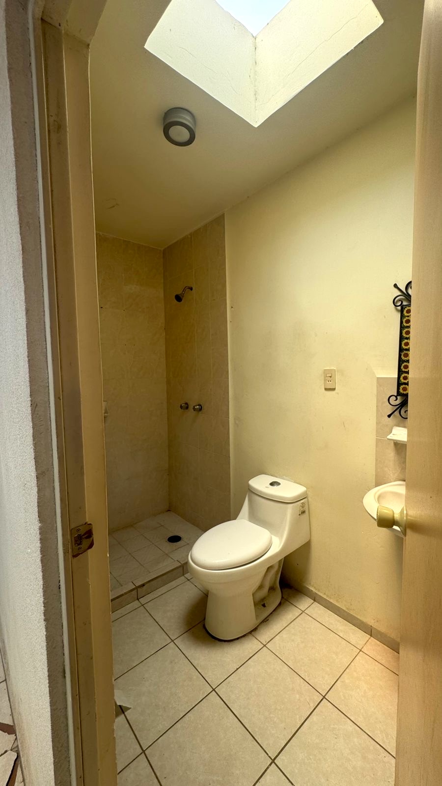 CASA en VENTA en BOSQUE DE LINDA VISTA, VILLA DE POZOS — Cerca de Zona Industrial, SLP.