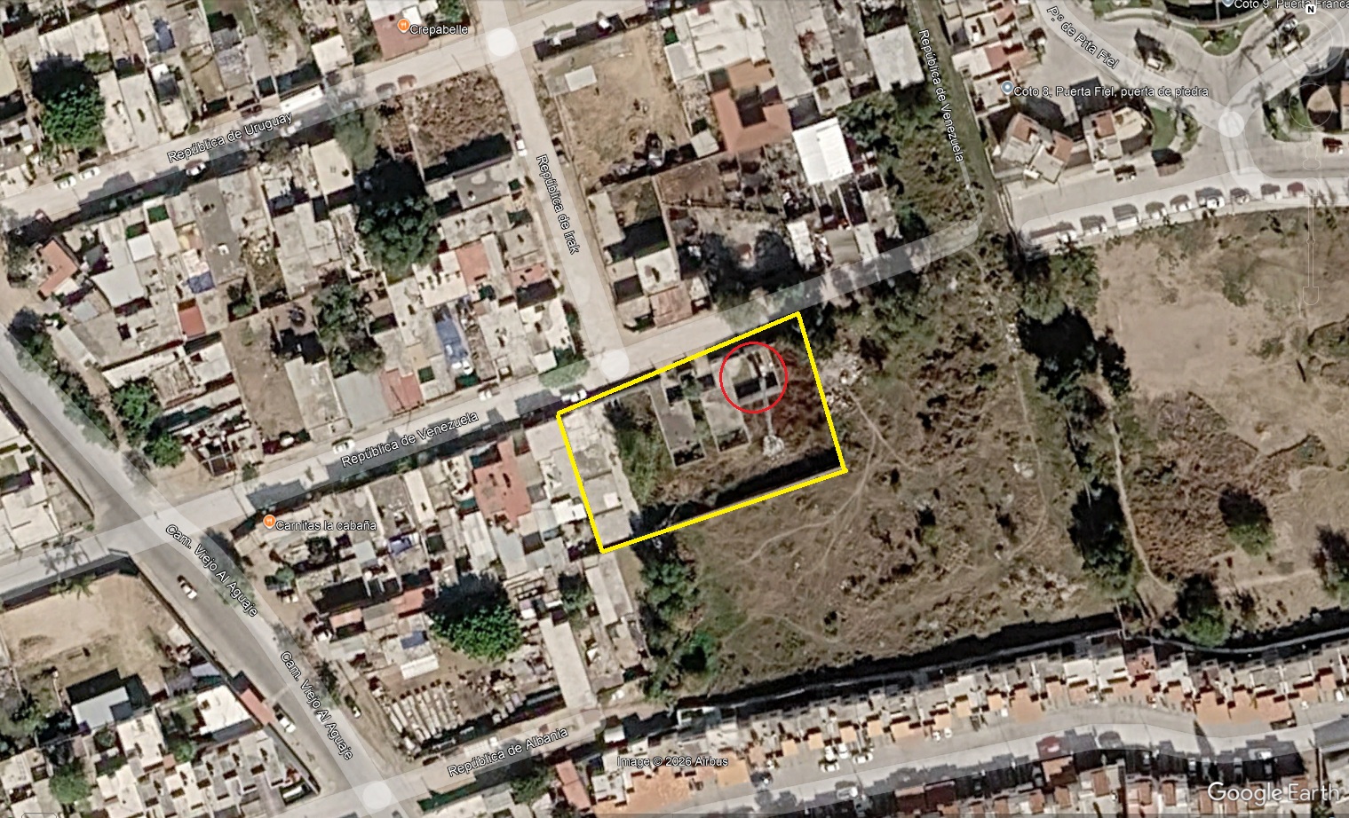 Terreno plano en venta en Colonia Simón Díaz, San Luis Potosí - Superficie de 1,658 m² con frente de 55 metros.