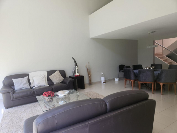asa en venta en Lomas 2a Sección, San Luis Potosí, SLP - Fachada principal y acabados.