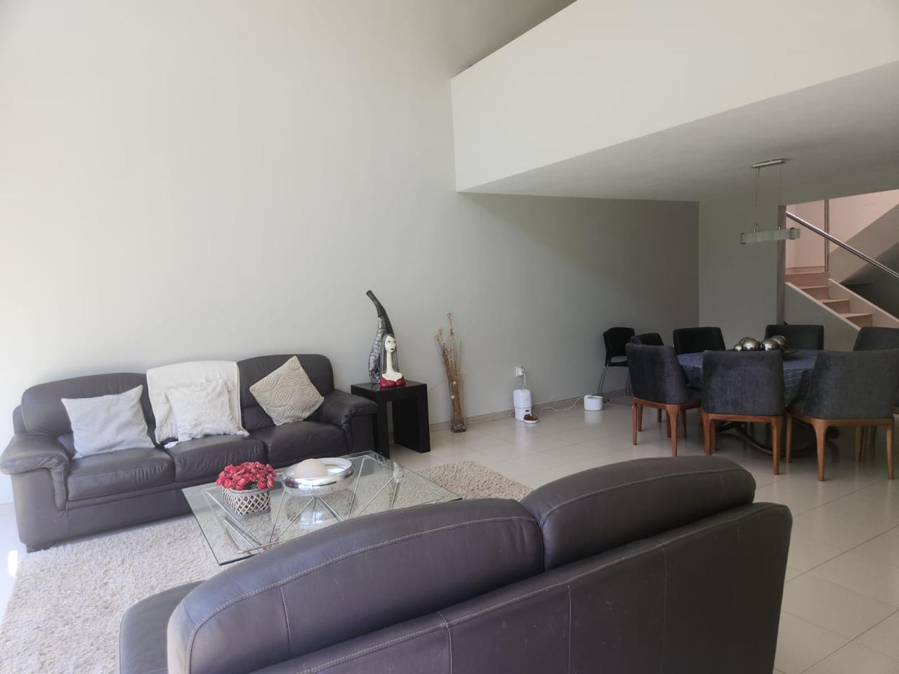 asa en venta en Lomas 2a Sección, San Luis Potosí, SLP - Fachada principal y acabados.