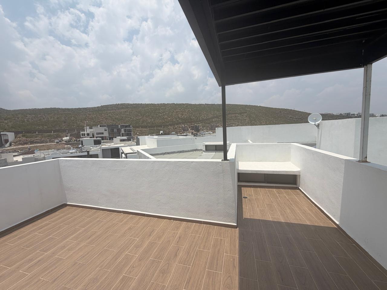 casa-en-venta-lomas-de-chapultepec-san-luis-potosi-6 CASA en VENTA en LOMAS DE CHAPULTEPEC, SAN LUIS POTOSÍ — Cerca de Plaza The Park y Parque Tangamanga I, SLP.
