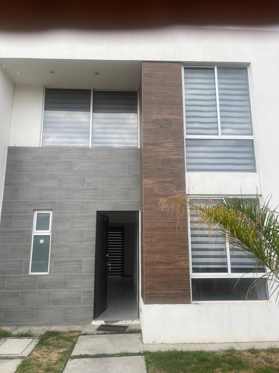 Casa en renta en Privada Antea, Villa de Pozos, SLP - Fachada o estancia principal.