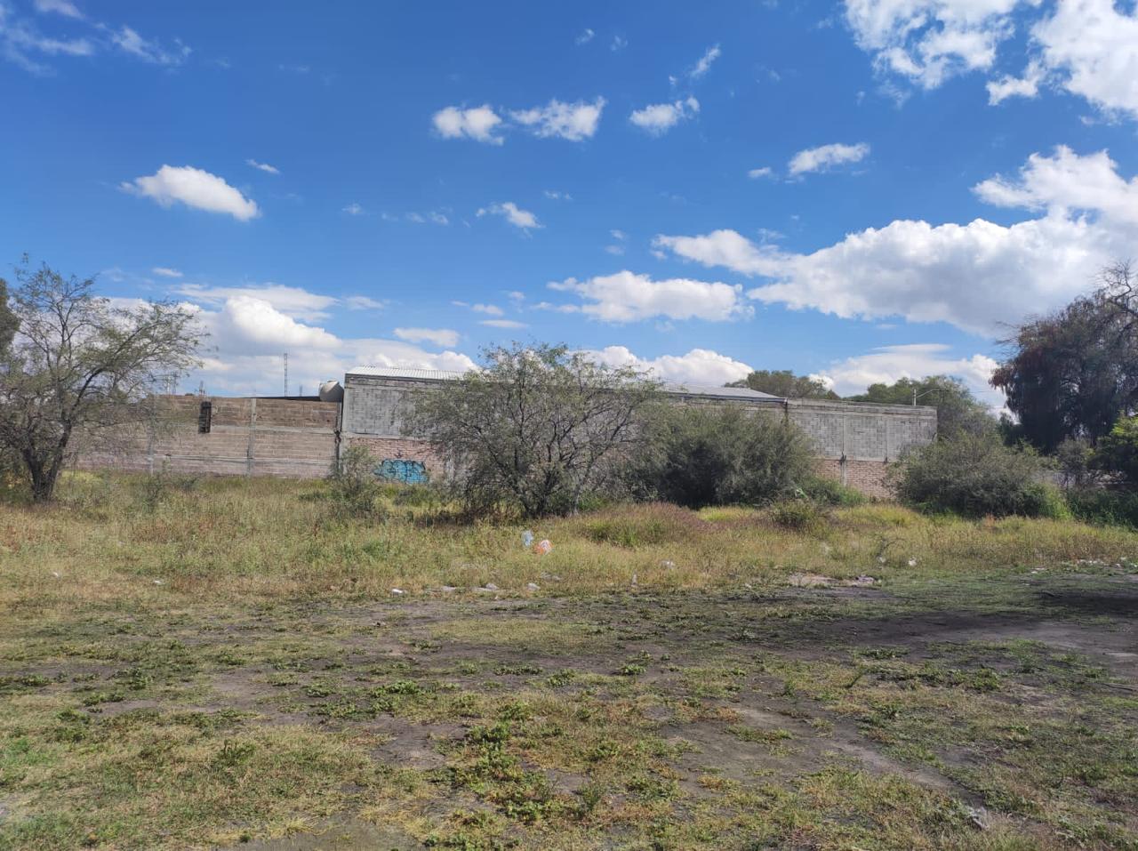 Terreno comercial en renta en Prol. Melchor Ocampo, Soledad de Graciano Sánchez, SLP - Vista del triple frente y exposición vehicular.