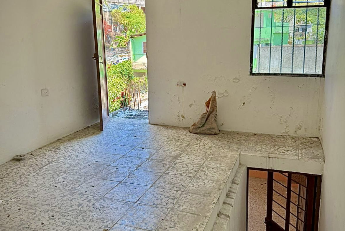 EDIFICIO COMERCIAL en VENTA — Blvd. 20 de Noviembre, TAMAZUNCHALE, SLP.