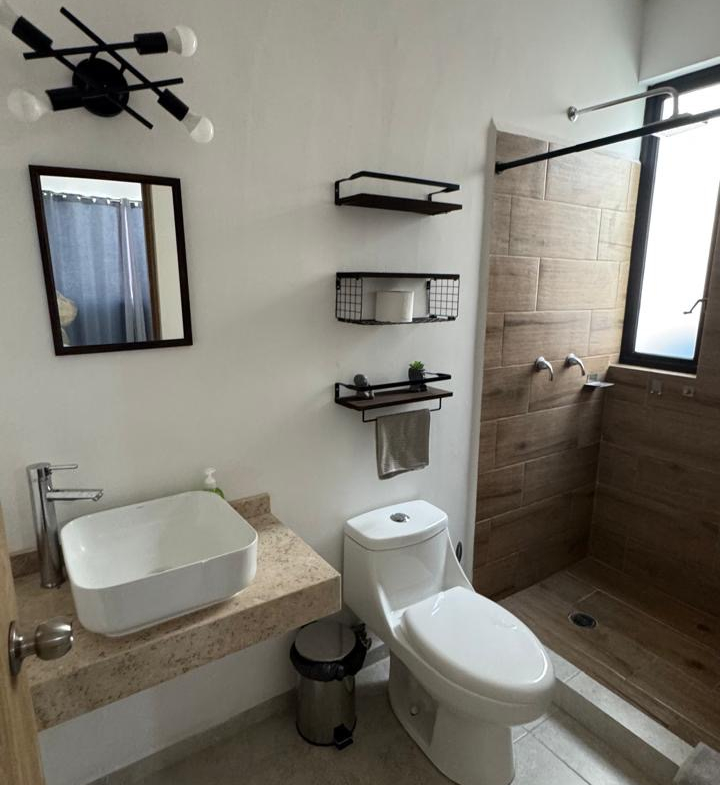 CASA en VENTA en FRACCIONAMIENTO LORETTA, SOLEDAD DE GRACIANO SÁNCHEZ — BLVD. RÍO SANTIAGO, SLP.