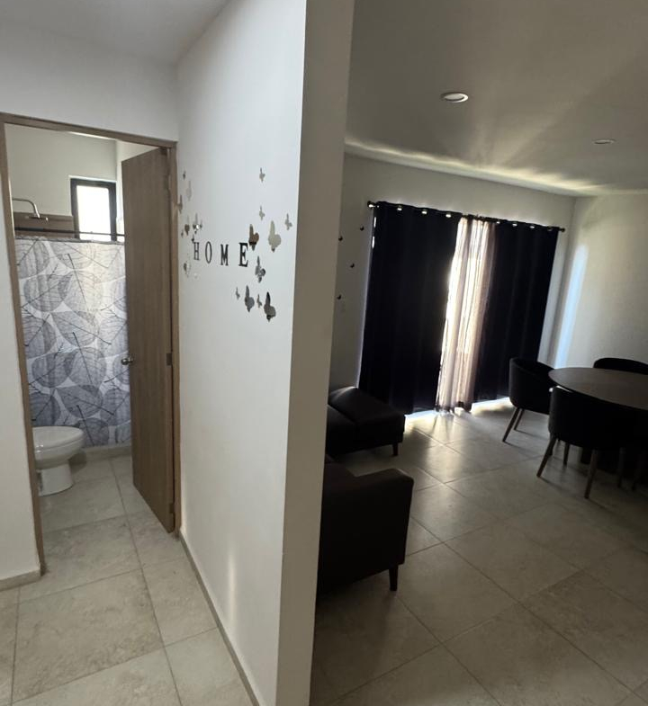 CASA en VENTA en FRACCIONAMIENTO LORETTA, SOLEDAD DE GRACIANO SÁNCHEZ — BLVD. RÍO SANTIAGO, SLP.
