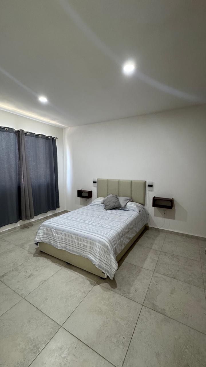 casa-en-venta-fraccionamiento-loretta-soledad-de-graciano-sanchez-9 CASA en VENTA en FRACCIONAMIENTO LORETTA, SOLEDAD DE GRACIANO SÁNCHEZ — BLVD. RÍO SANTIAGO, SLP.