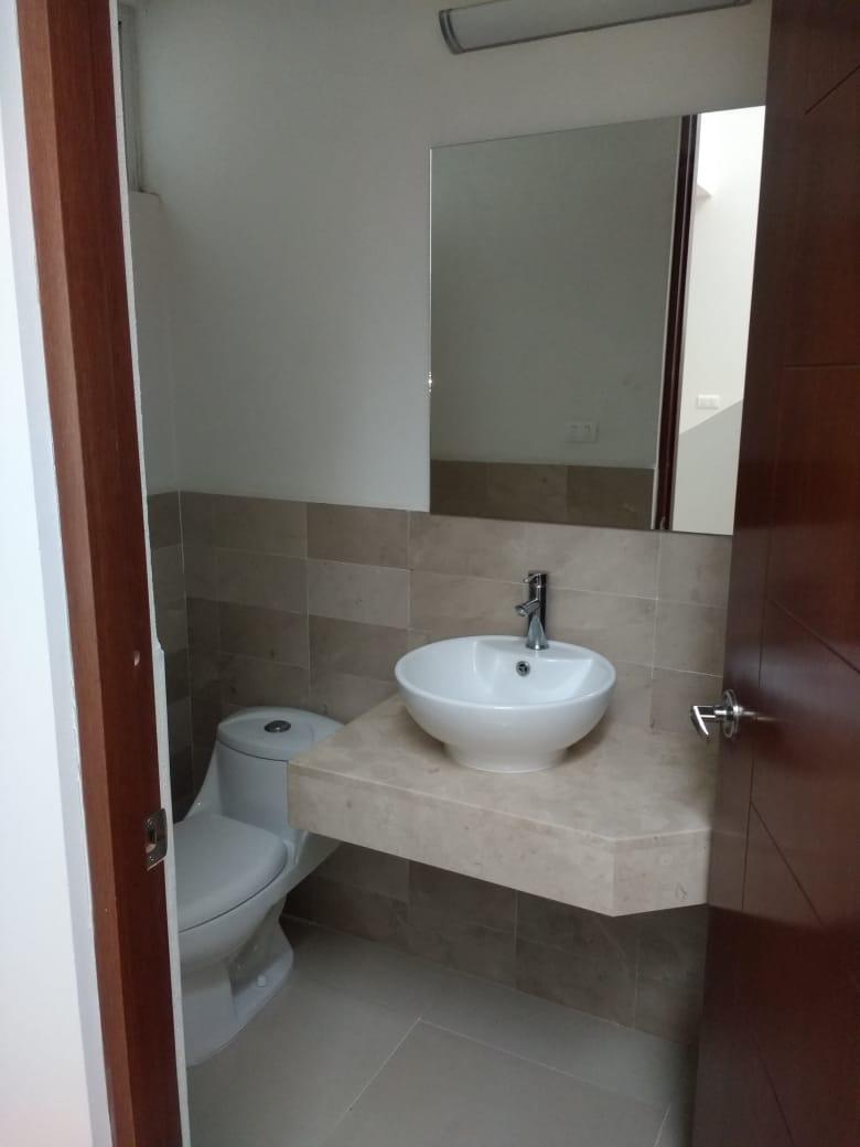 CASA en VENTA en HORIZONTES 2, SAN LUIS POTOSÍ — Cerca de Universidad Marista, SLP.