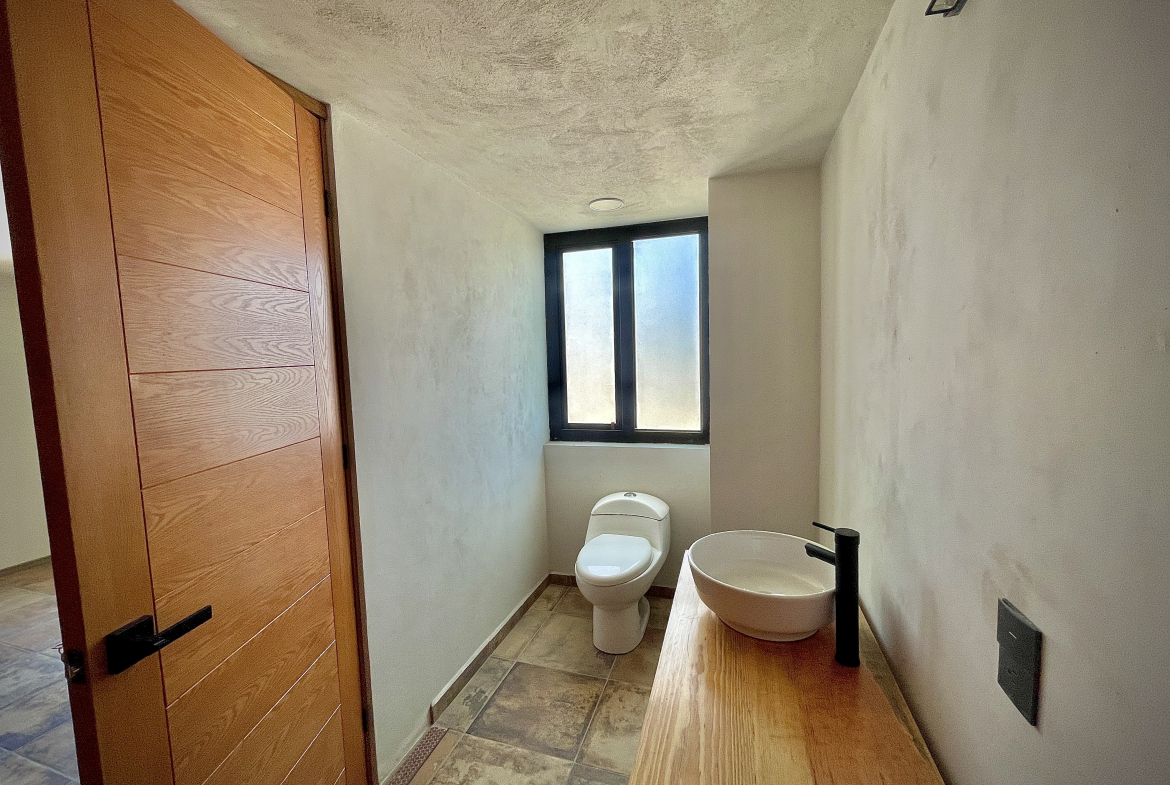 CASA en VENTA en el CENTRO HISTÓRICO PERÍMETRO C, SLP.