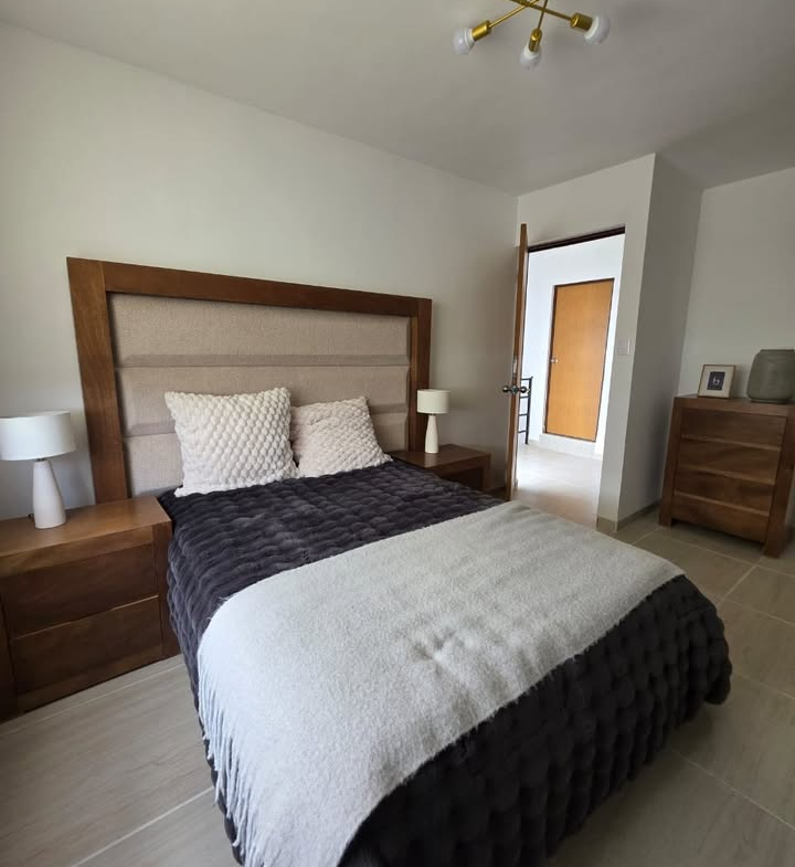CASA en VENTA en VALLE DEL SENDERO, SOLEDAD DE GRACIANO SÁNCHEZ — La Virgen, SLP.