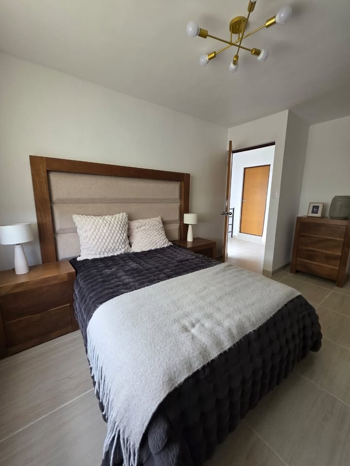 CASA en VENTA en VALLE DEL SENDERO, SOLEDAD DE GRACIANO SÁNCHEZ — La Virgen, SLP.