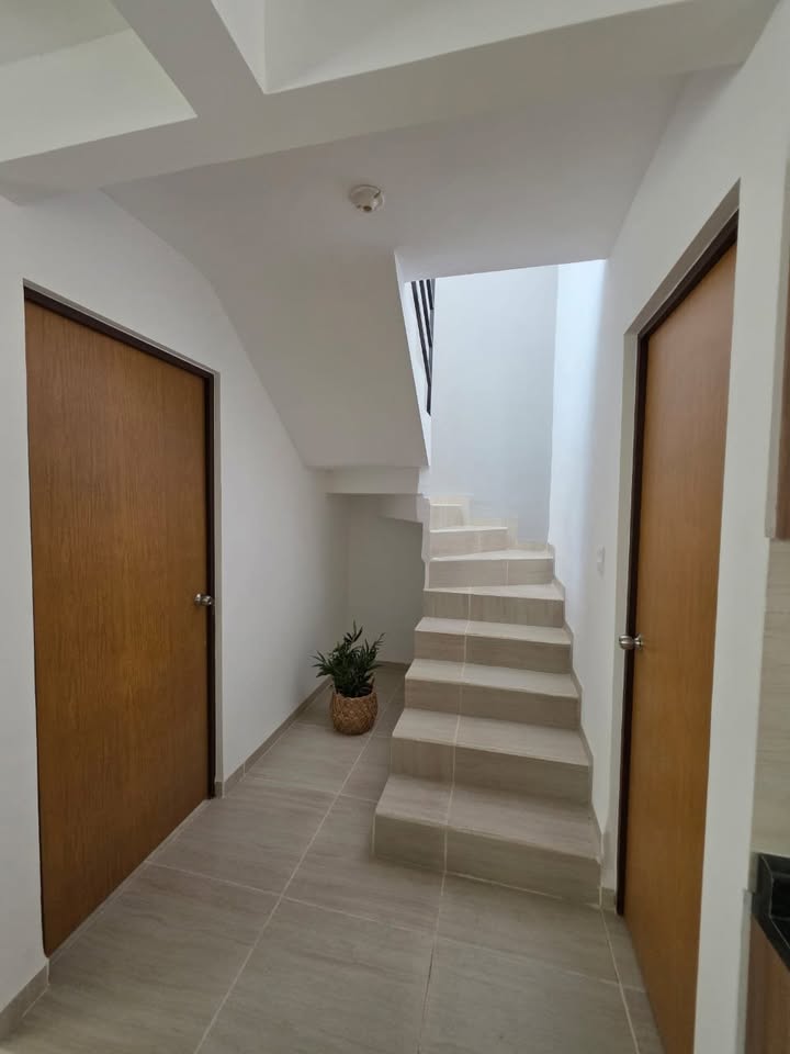 CASA en VENTA en VALLE DEL SENDERO, SOLEDAD DE GRACIANO SÁNCHEZ — La Virgen, SLP.