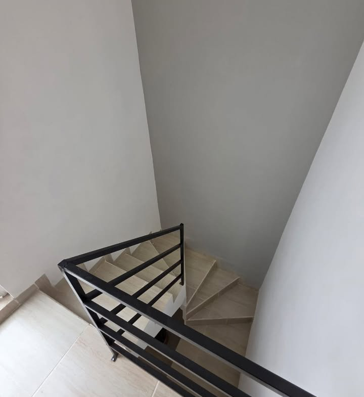 CASA en VENTA en VALLE DEL SENDERO, SOLEDAD DE GRACIANO SÁNCHEZ — La Virgen, SLP.