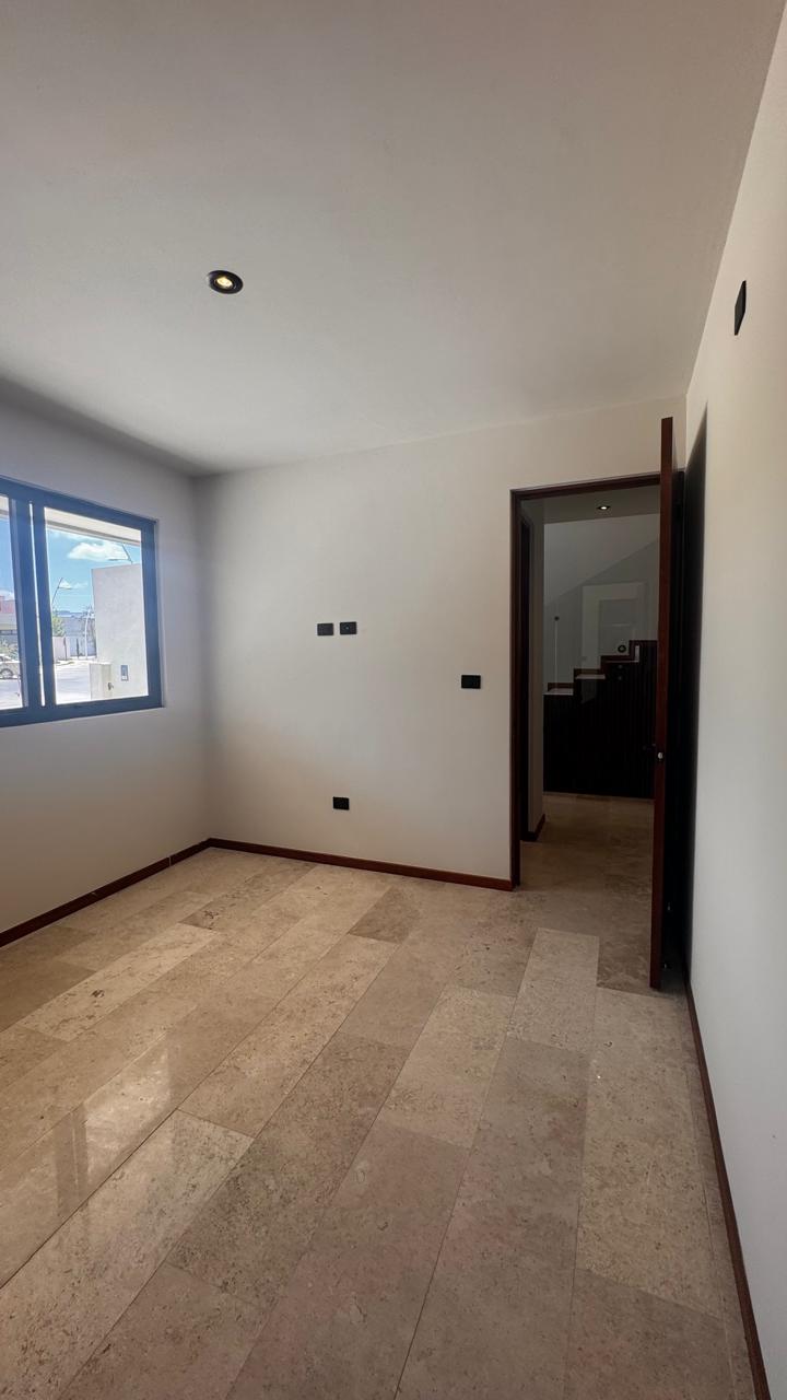 casa-en-venta-san-angel-v-san-luis-potosi-c-10510 CASA en VENTA en SAN ÁNGEL V, SAN LUIS POTOSÍ — ZONA LOMAS / PERIFÉRICO PONIENTE, SLP.