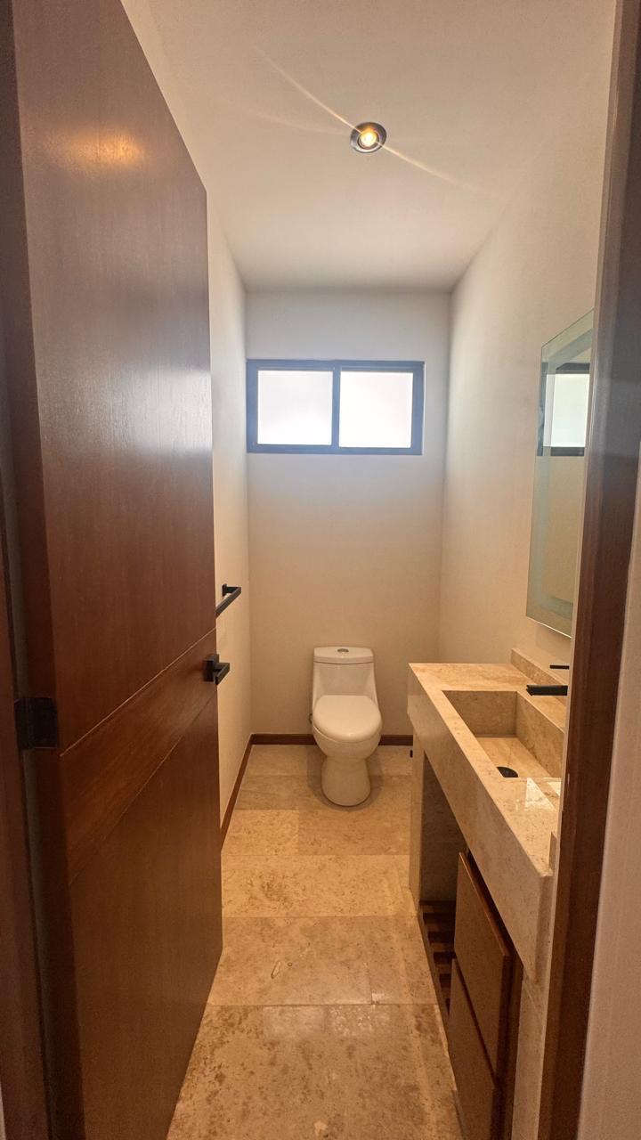 casa-en-venta-san-angel-v-san-luis-potosi-c-10511 CASA en VENTA en SAN ÁNGEL V, SAN LUIS POTOSÍ — ZONA LOMAS / PERIFÉRICO PONIENTE, SLP.