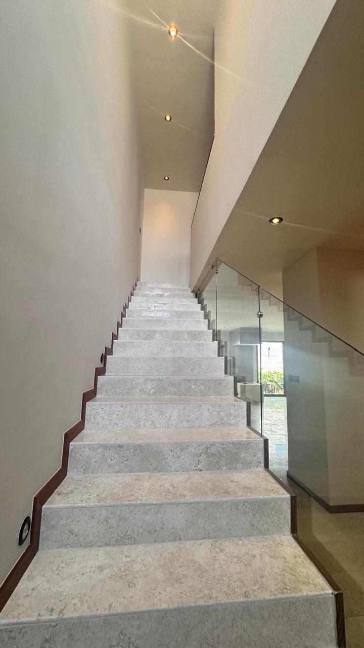 casa-en-venta-san-angel-v-san-luis-potosi-c-10512 CASA en VENTA en SAN ÁNGEL V, SAN LUIS POTOSÍ — ZONA LOMAS / PERIFÉRICO PONIENTE, SLP.