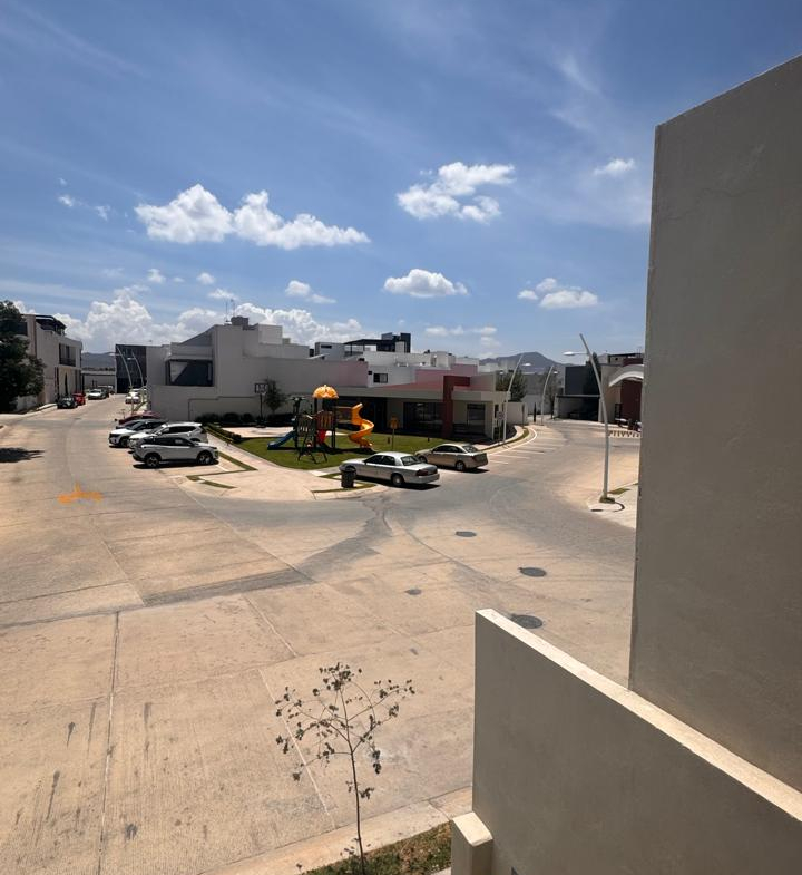 CASA en VENTA en SAN ÁNGEL V, SAN LUIS POTOSÍ — ZONA LOMAS / PERIFÉRICO PONIENTE, SLP.