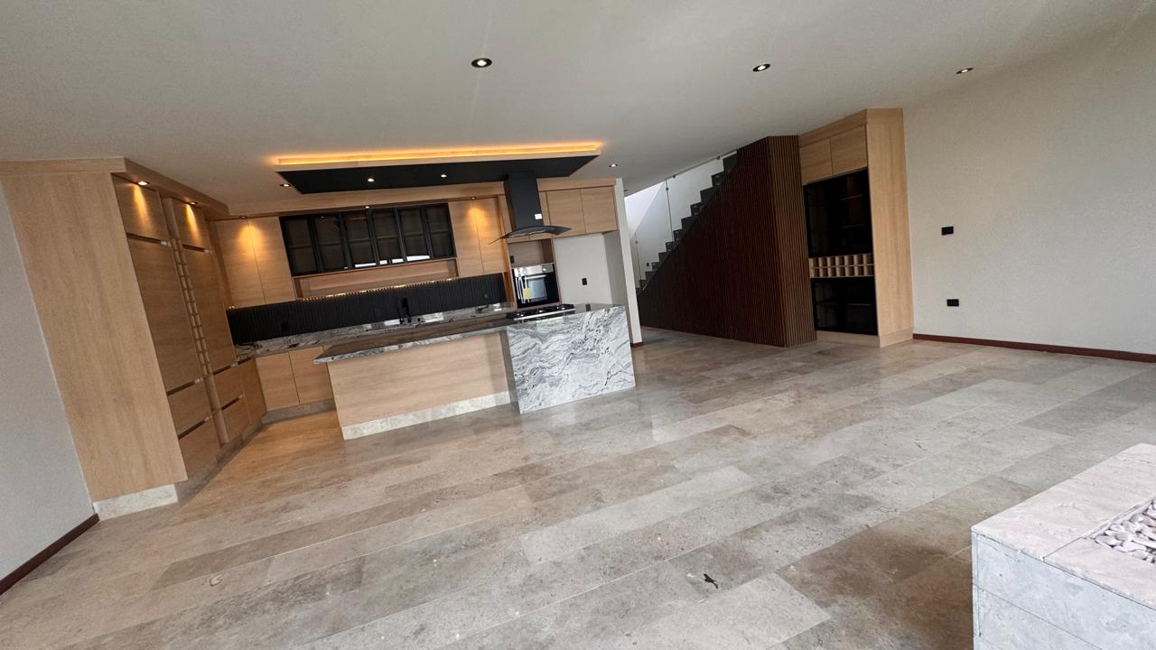 casa-en-venta-san-angel-v-san-luis-potosi-c-1056 CASA en VENTA en SAN ÁNGEL V, SAN LUIS POTOSÍ — ZONA LOMAS / PERIFÉRICO PONIENTE, SLP.
