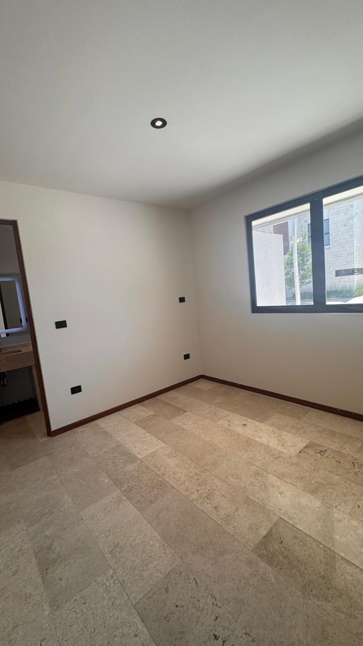 casa-en-venta-san-angel-v-san-luis-potosi-c-1058 CASA en VENTA en SAN ÁNGEL V, SAN LUIS POTOSÍ — ZONA LOMAS / PERIFÉRICO PONIENTE, SLP.