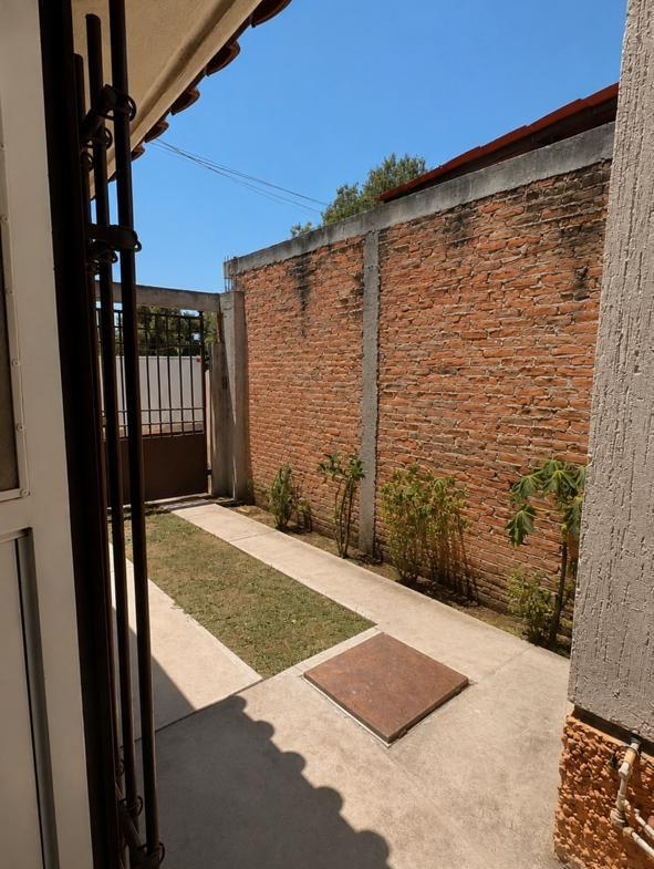 CASA EN VENTA EN LAS HUERTAS RESIDENCIAL, SOLEDAD DE GRACIANO SÁNCHEZ — CERCA DE BLVD. RIO SANTIAGO, SLP.